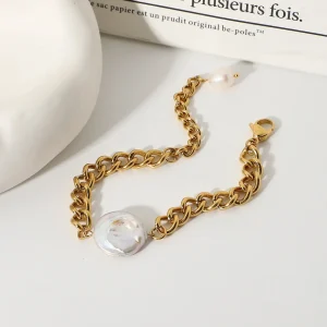 CHUNKY PEARL ARMBAND