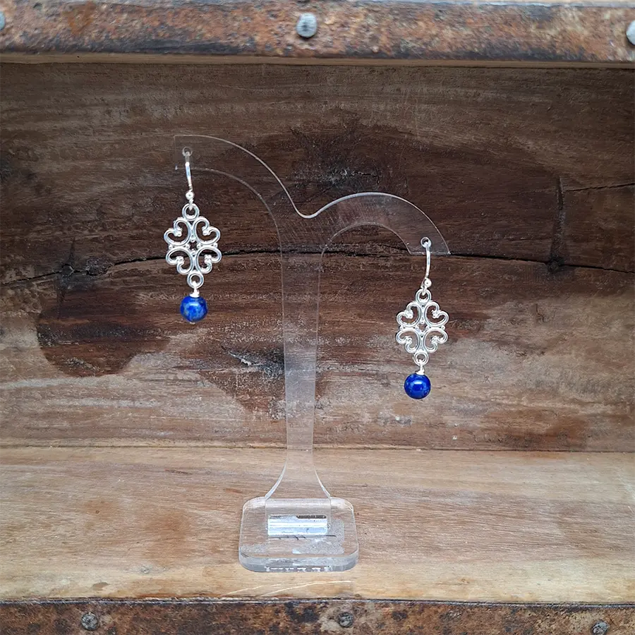 Blaue Perlenohrringe mit Lapislazuli – Bild 3