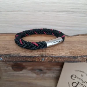 Herren Armband aus geflochtenem Büffelleder – Schwarz & Weinrot