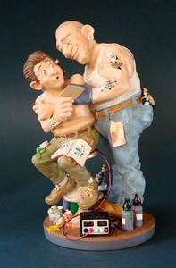 Tätowierer Skulptur Tattoo Profisti Figur Parastone Tattonist